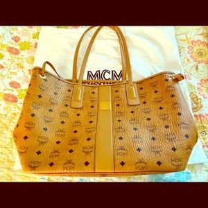 MCM Liz Reversible Shopper Tote Medium - Cognac